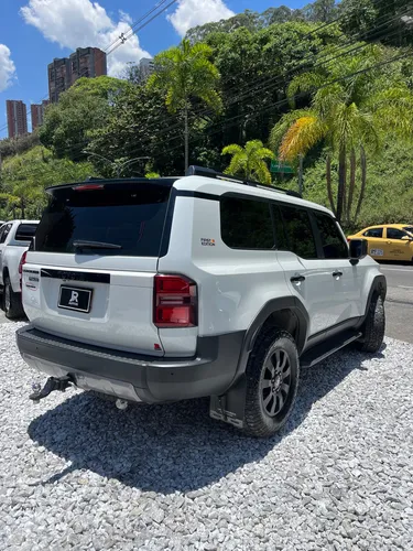 Toyota Land Cruiser Prado 2.4 First Edition At8