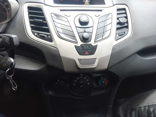 Ford New Fiesta 1.6 2012 Manual
