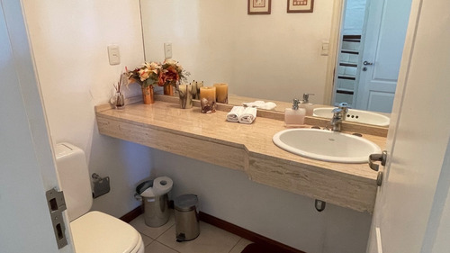 Clasica Casa En El Barrio Privado Carmel