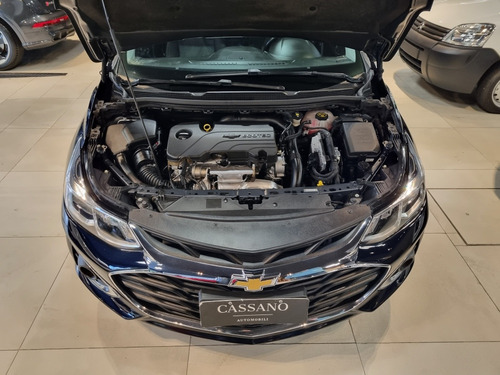 Chevrolet Cruze II 1.4 Sedan Lt