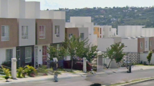 Casa En Venta, Recuperación Bancaria, Col. Lomas De Satelite, Santiago De Queretaro , Queretaro. Laab2