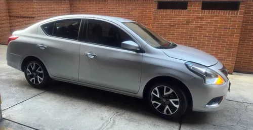 Nissan Versa Advance Automatico. Motor 1,6 Cc De 118 H. Abs