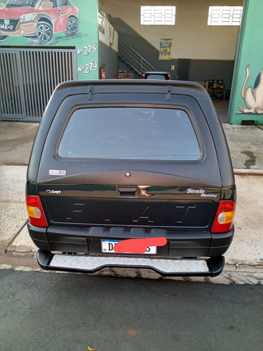 Fiat Strada 2001 1.5 Working 2p