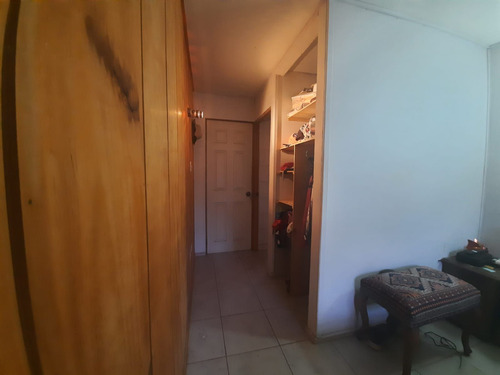 Grace Kelm Vende Para Inversión, Dos Casas 3dorm+2 Ba Y 2dor