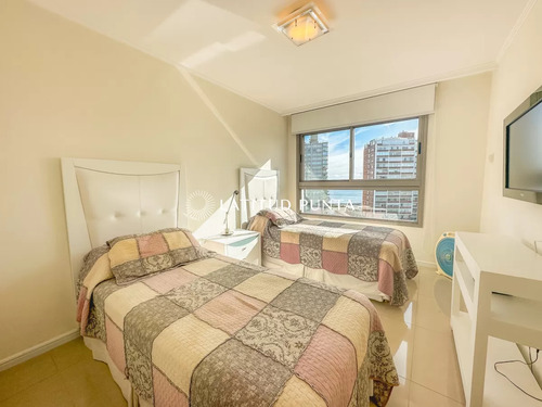 Apartamento En Imperiale, 3 Dormitorios En Suite