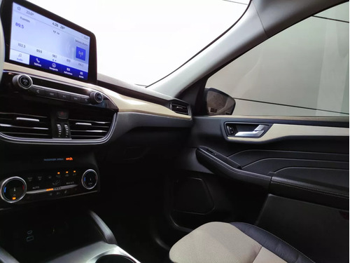 Ford Kuga 2.0 Titanium