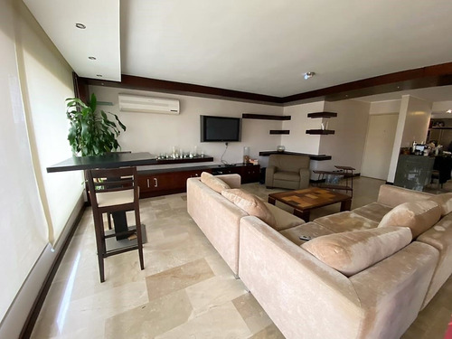 Imagen 3 de 17 de Alquilo Apartamento 165m2 4h/3.5b/3pe Colinas De Valle Arriba /4537