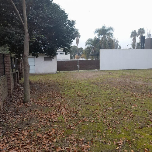 Imagen 6 de 8 de Se Vende Importante Esquina Sobre Ruta A012