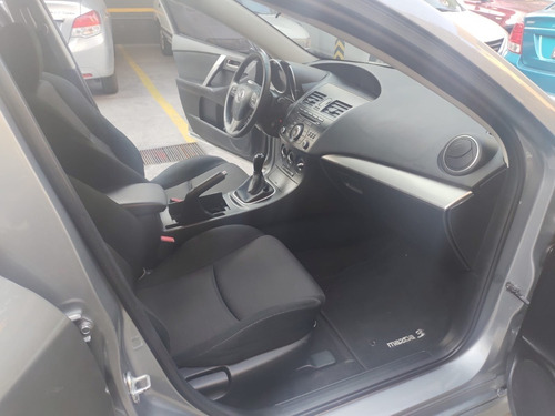 Imagen 13 de 15 de Mazda 3 S 2.5 Hb