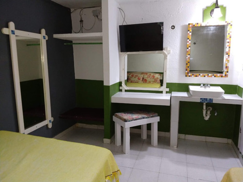 Hotel En Venta En Cancun 20 Cuartos Sm 68