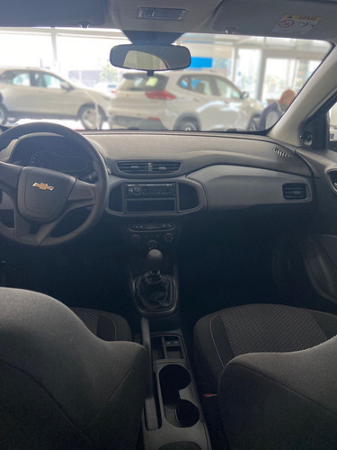 Imagen 2 de 21 de Chevrolet Onix Joy Plus 1.4