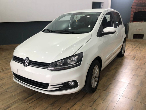 Imagem 3 de 9 de Volkswagen Fox 1.6 Msi Total Flex Connect 4p Manual
