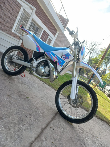 Imagen 4 de 4 de Yamaha Wr 200
