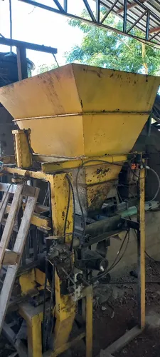 Máquinas Para Fabricação De Blocos Concreto, Canaletas,lajes