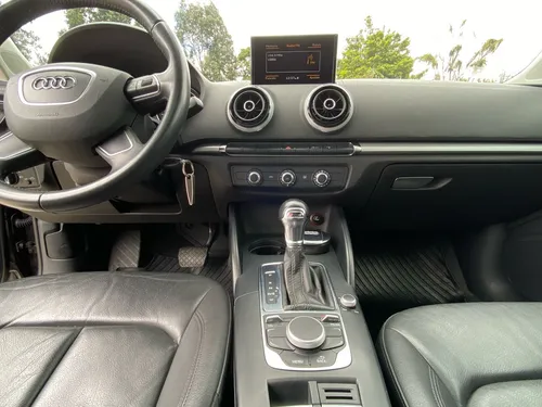 Audi A3 1.8 Attraction 5 p