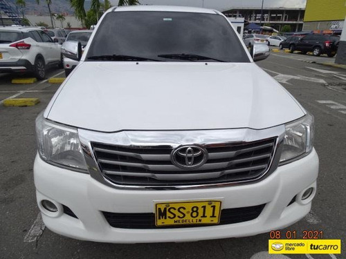 Toyota 2.7 Hilux
