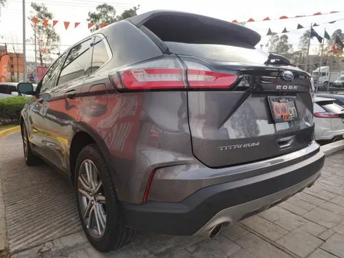 Ford Edge 2.0 Titanium At