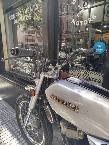 Suzuki Ax 100