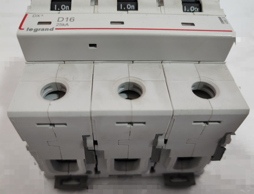 Interruptor Automatico 3p 16a Curva D 25ka 409833 Legrand