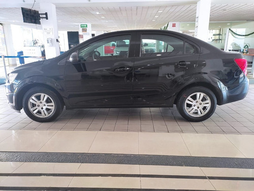 Imagen 5 de 15 de Chevrolet Sonic 2017 1.6 Lt Mt