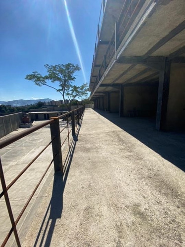 Imagen 4 de 28 de Vendo Local 60m2 Charallave