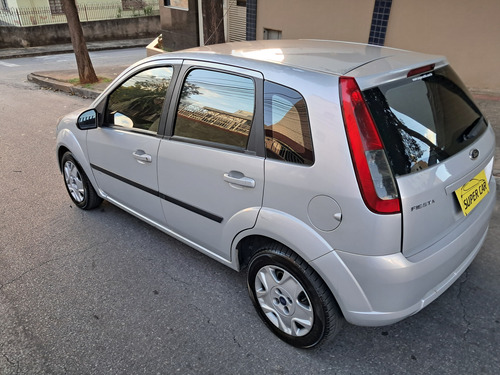 Ford Fiesta 1.6 Rocam Se Flex 5p