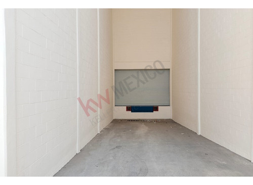 Bodega En Renta Con Excelente Altura En Zona Nombre De Dios