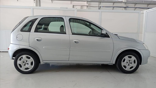 Imagem 4 de 14 de Corsa 1.4 Mpfi Premium 8v Flex 4p Manual