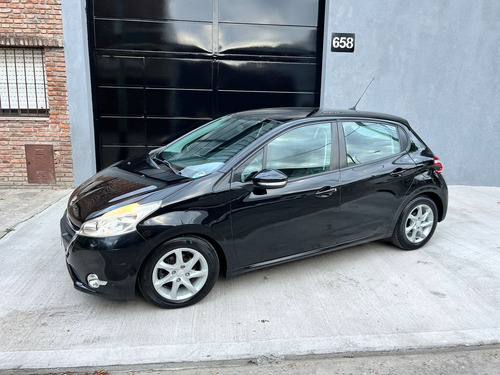 Peugeot 208 1.5 Allure Touchscreen