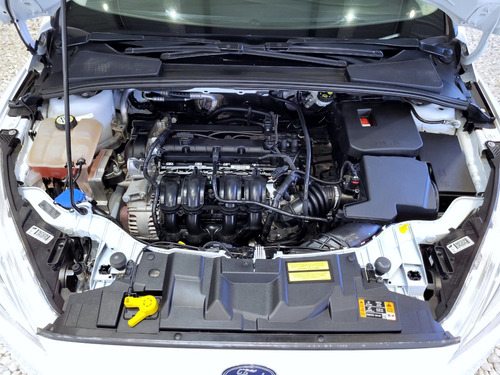 Ford Focus III 1.6 Sedan S