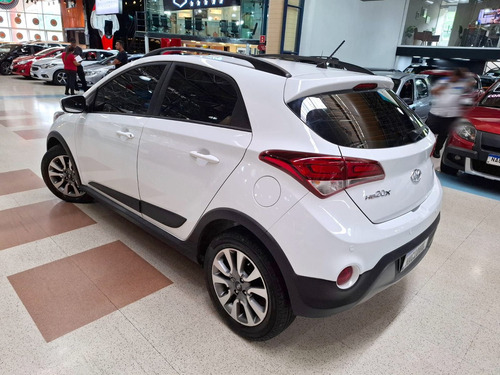 Hyundai HB20X 1.6 16V STYLE