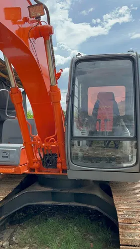Excavadora Hitachi 100-5 Modelo 2000