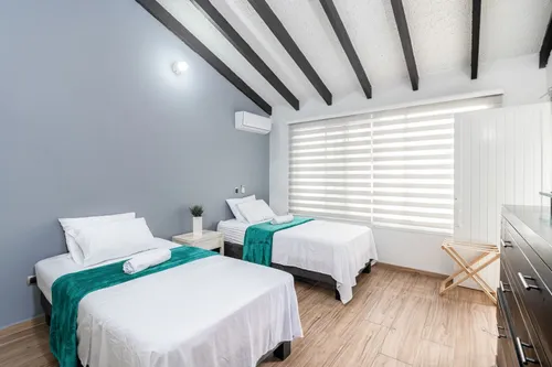 Casa En Venta En La Flora. Cod V6527