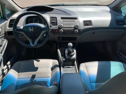 Imagem 8 de 9 de Honda Civic Sedan Lxl 1.8 Prata 2011