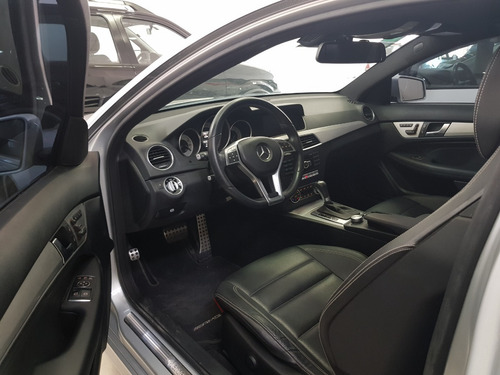 Imagen 12 de 15 de Mercedes Benz C250 Blue Efficiency