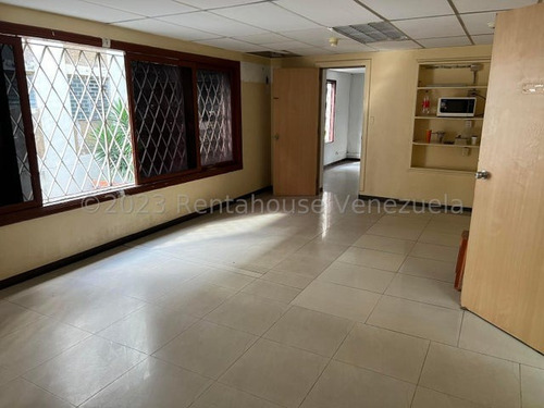 Imagen 9 de 15 de Edificio En Venta Las Mercedes Caracas. Zonificación V6 - Ct. Código 23-21066 Mr.
