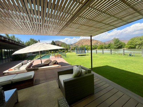 Venta Casa Moderna, Con Orilla Laguna Privada