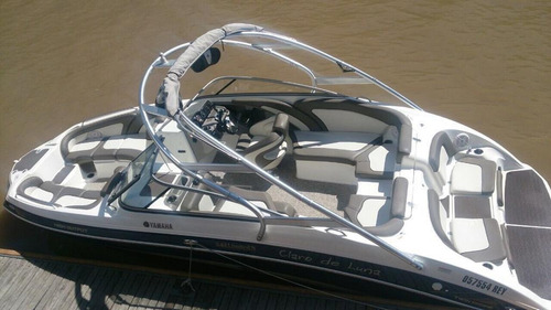 Lancha Yamaha 242 Limited S 2012