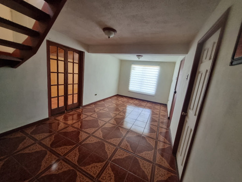 Casa Avenida Manuel Bayon Talcahuano