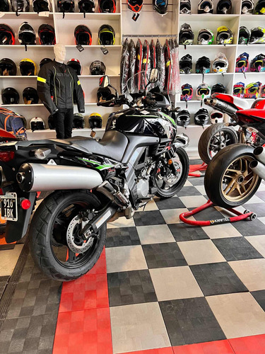 Imagen 6 de 14 de Suzuki Vstrom 1000