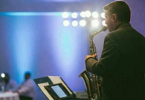 Show De Saxo / Saxofonista Para Eventos