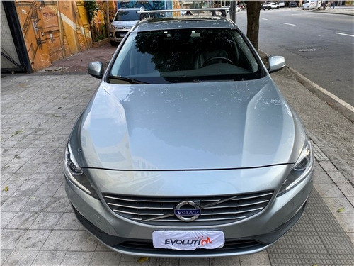 Volvo V60 2.0 T5 Momentum Turbo Gasolina 4p Automático