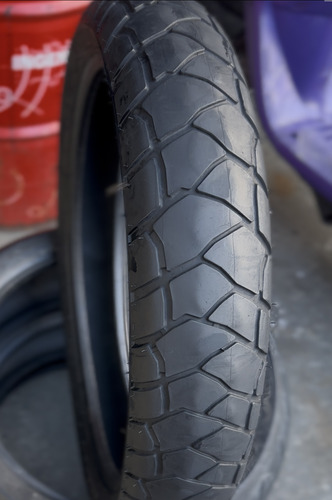 Pneu Semi Novo Michelin Anakee Adventure 120/70-19 (Usado)
