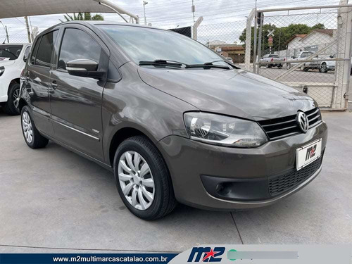 Imagem 2 de 9 de Volkswagen Fox 1.6 Mi I Motion Total Flex 8v 5p Flex 2010