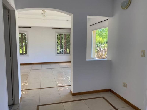 Imagen 14 de 30 de Casa En Venta En Santa Barbara, Tigre, G.b.a. Zona Norte
