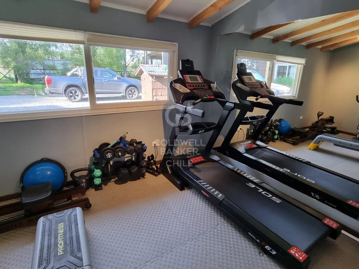 Imagen 2 de 26 de Gran Casa En Frutillar Con Gimnasio Y Juegos Infantiles