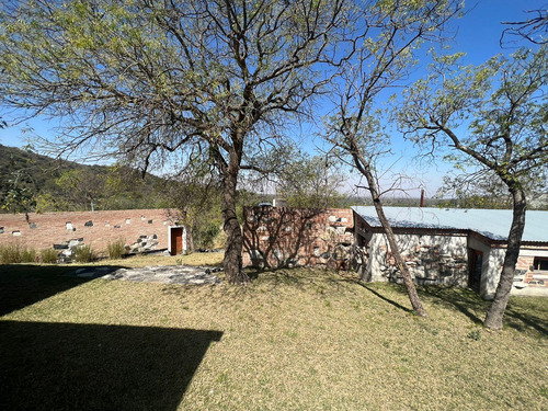 Campo Con 3 Cabañas En Alta Gracia