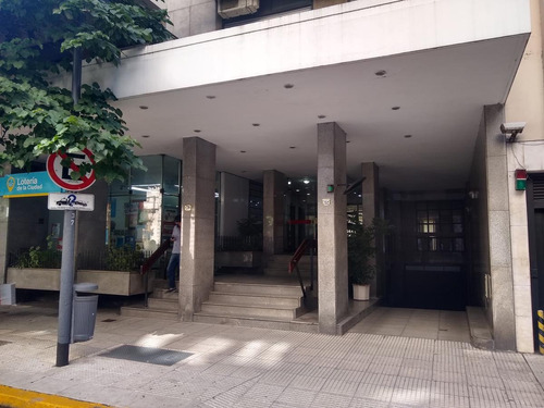 Imagen 13 de 21 de Oficina En Tribunales. Apto Vivienda