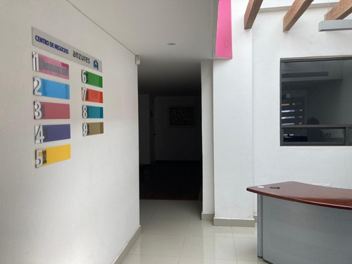 Imagen 3 de 9 de Oficina 12m2 En Renta Zona Plaza Dorada Con Sala De Juntas