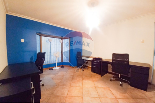 Casa En Ñuñoa!! Oportunidad Unica Uf 12500 !